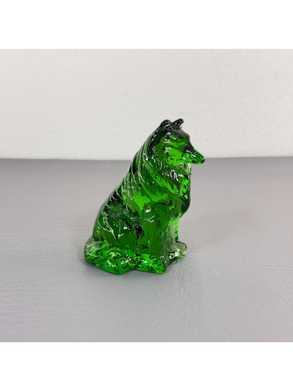 Vintage Mosser Glass Emerald Green Collie Dog Figurine Seated Shepherd 3.75" - Picture 3 of 14